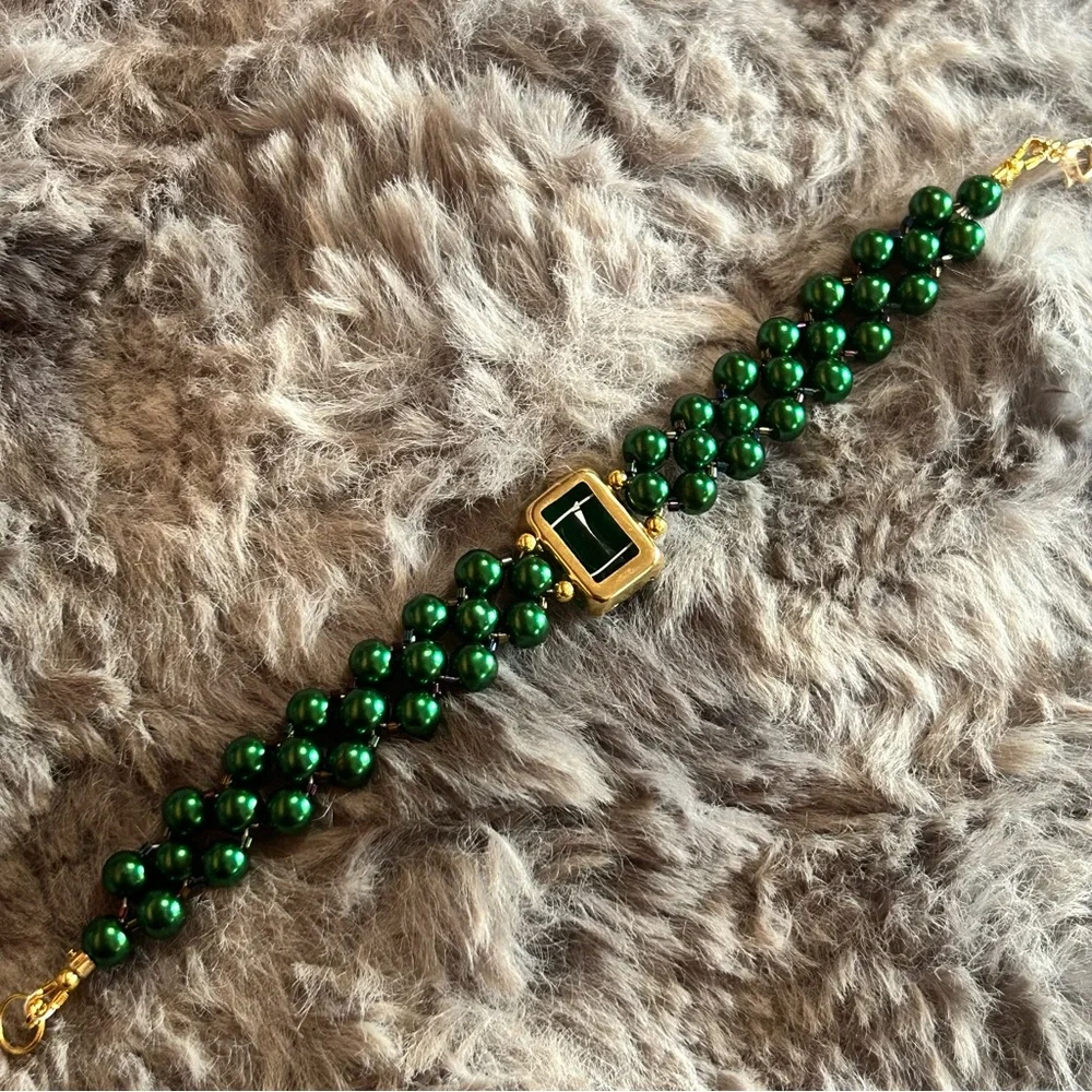 Handcrafted emerald green Czech glass pearl rainbow seed bead lattice bracelet
